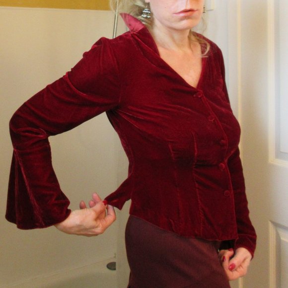 Talbot’s Christmas Red Velvet LS Blouse, size 4 - Picture 1 of 9